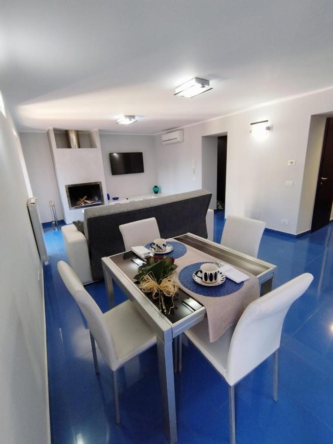 Casa Vacanza "Marinella" 苏尔莫纳 外观 照片