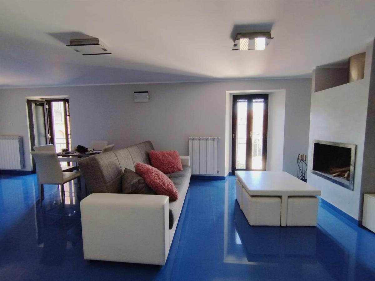 Casa Vacanza "Marinella" 苏尔莫纳 外观 照片