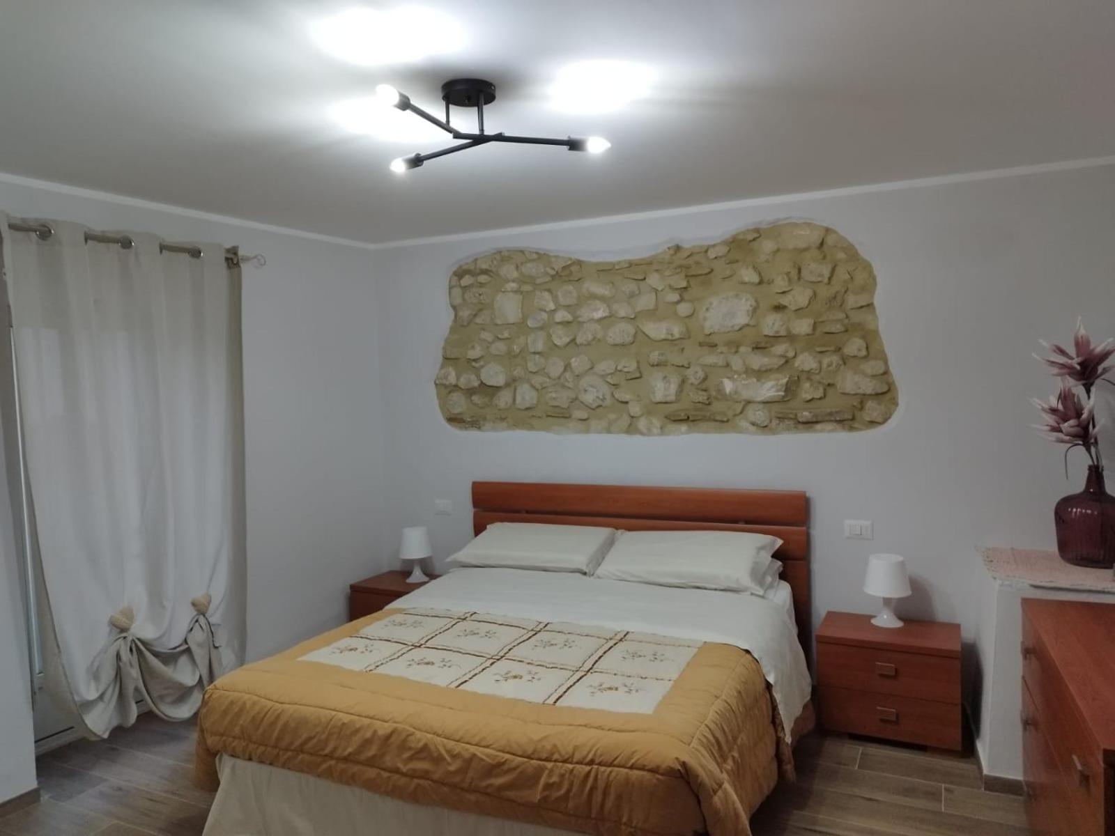 Casa Vacanza "Marinella" 苏尔莫纳 外观 照片